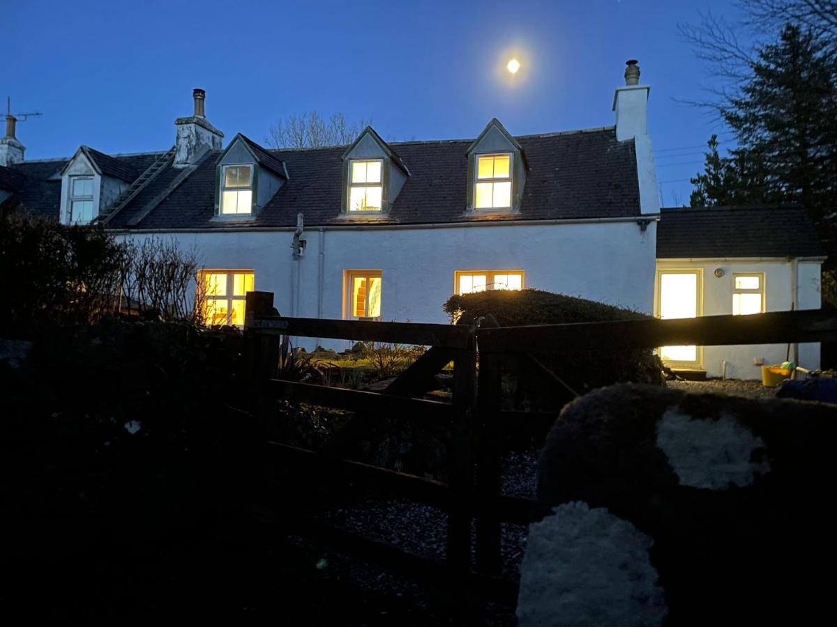 No 4 Old Post Office Row Isle Of Skye - Book Now! Villa Eyre Bagian luar foto
