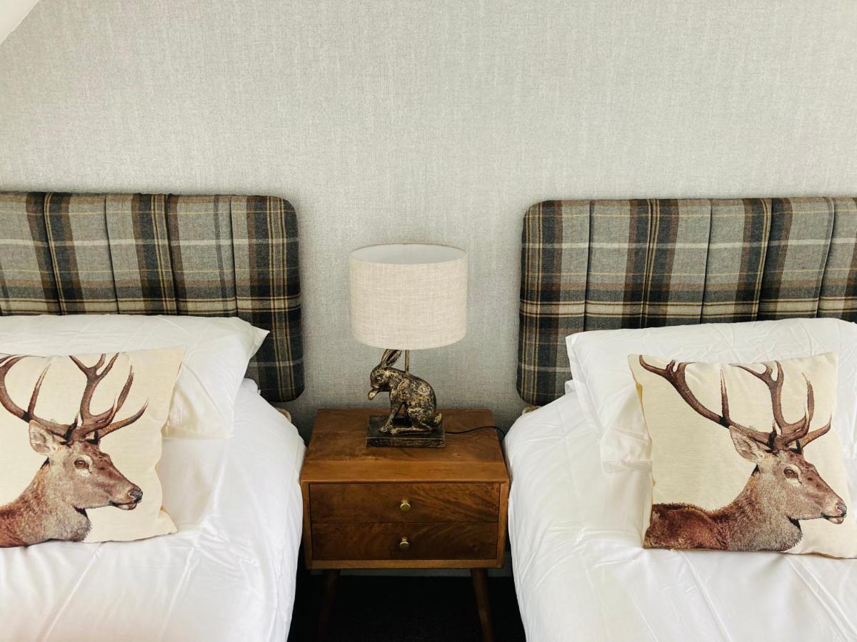 No 4 Old Post Office Row Isle Of Skye - Book Now! Villa Eyre Bagian luar foto