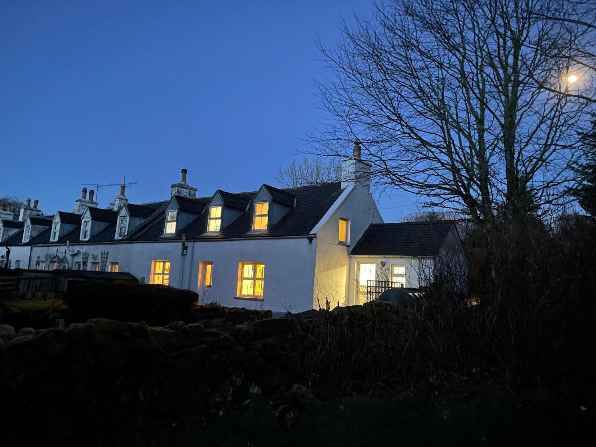 No 4 Old Post Office Row Isle Of Skye - Book Now! Villa Eyre Bagian luar foto