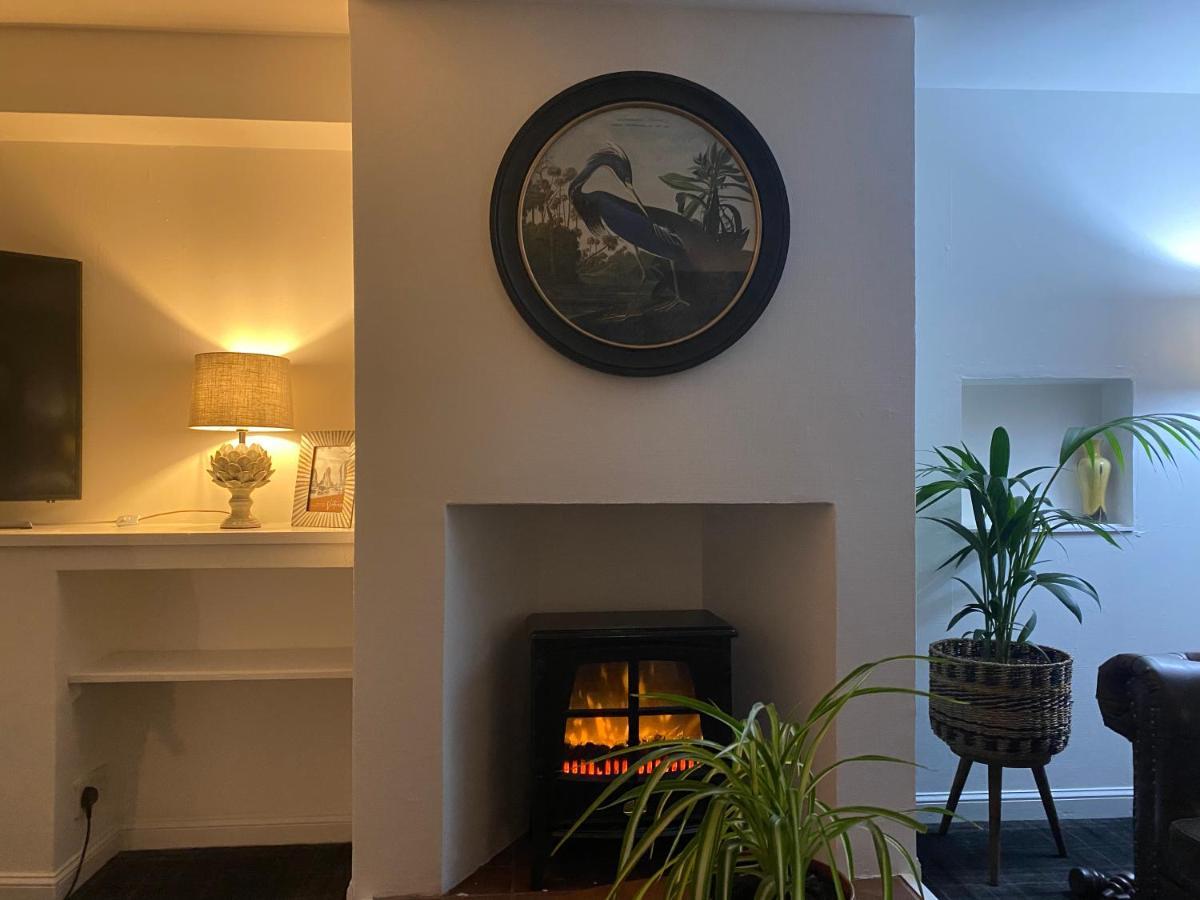 No 4 Old Post Office Row Isle Of Skye - Book Now! Villa Eyre Bagian luar foto