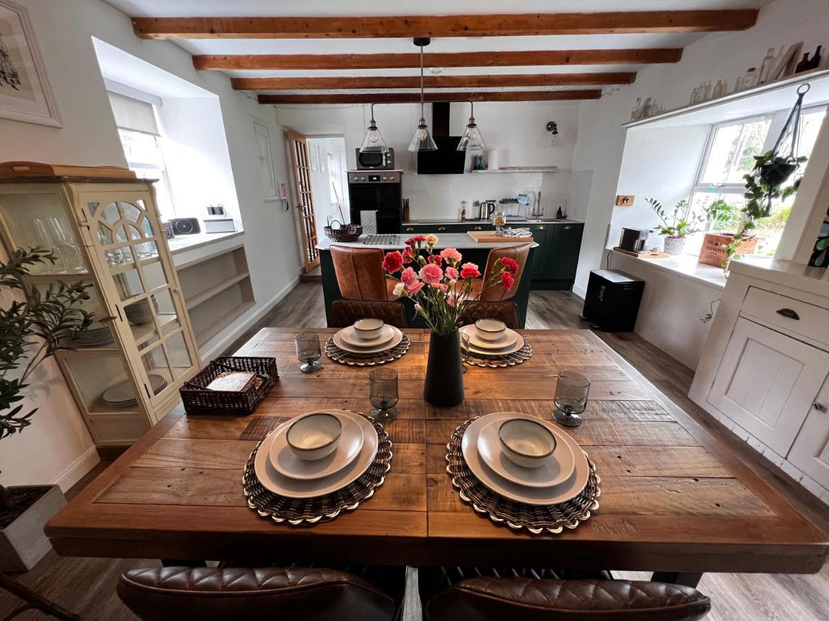 No 4 Old Post Office Row Isle Of Skye - Book Now! Villa Eyre Bagian luar foto
