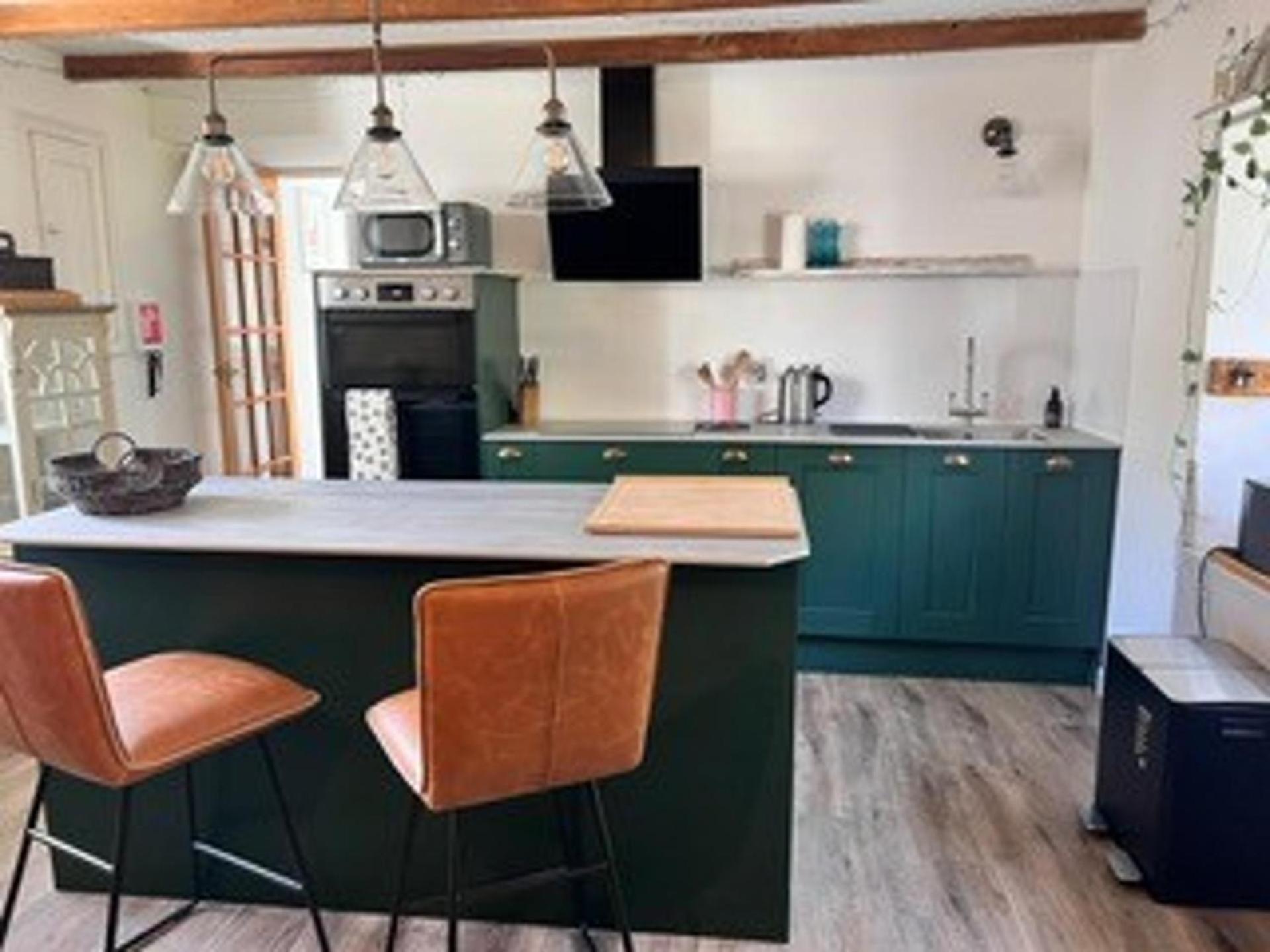 No 4 Old Post Office Row Isle Of Skye - Book Now! Villa Eyre Bagian luar foto
